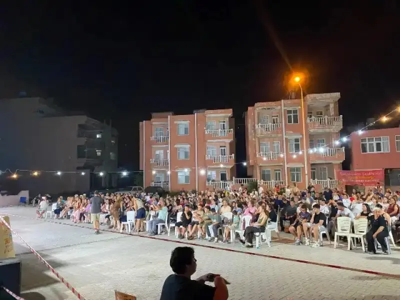 Hatay'ın Samandağ ilçesinde düzenlenen Evvel Temmuz Festivali, gençlik etkinlikleri ve