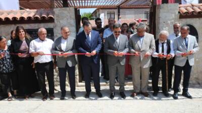 Hatay'ın Altınözü ilçesinde, 6 Şubat 2023 depremlerinde ağır hasar gören