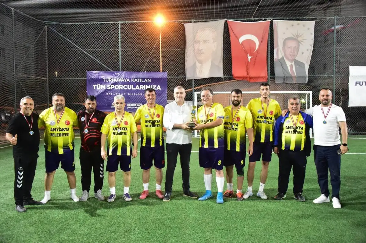Antakya Belediyesi tarafından düzenlenen Birimler Arası Futbol Turnuvası, oynanan final