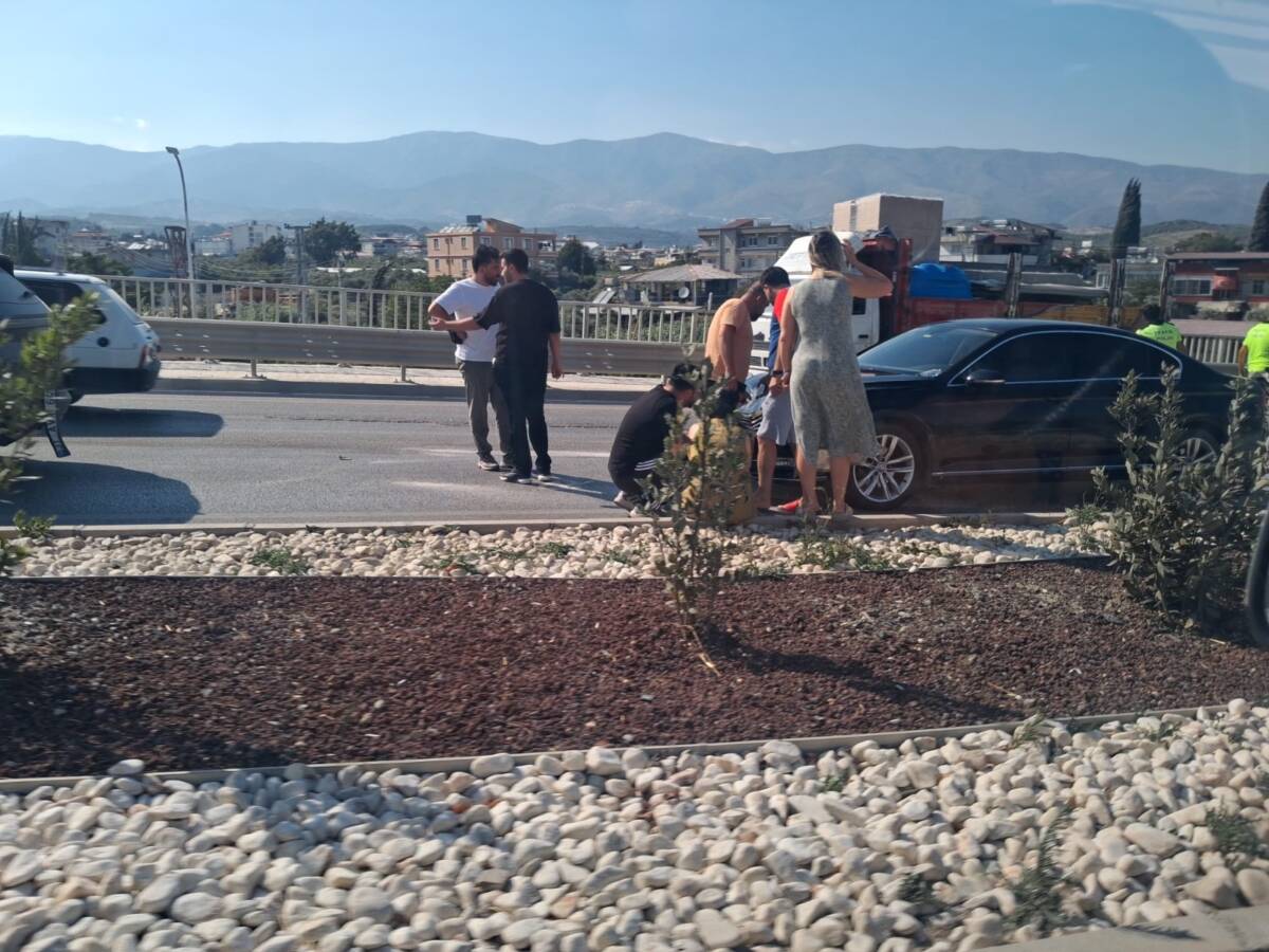 Hatay'ın Antakya ilçesinde bulunan Ekinci Üst Geçidi'nde bir kez daha