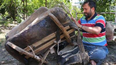 Hatay'ın Antakya ilçesinde yaşayan 53 yaşındaki Mustafa Gezer, dedesinden ve