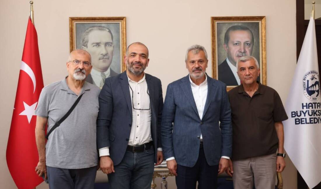 Kadim Kent Platformu üyeleri, Hatay Büyükşehir Belediye Başkanı Mehmet Öntürk’ü