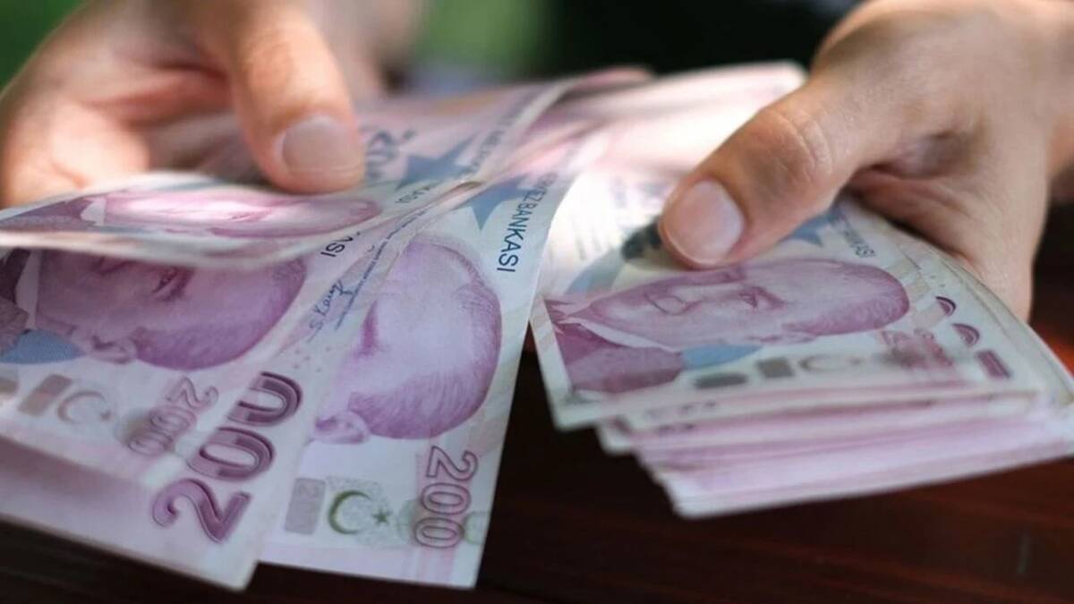 Birleşik Kamu-İş Konfederasyonu, kamu çalışanları ile memur emeklilerinin alım gücündeki