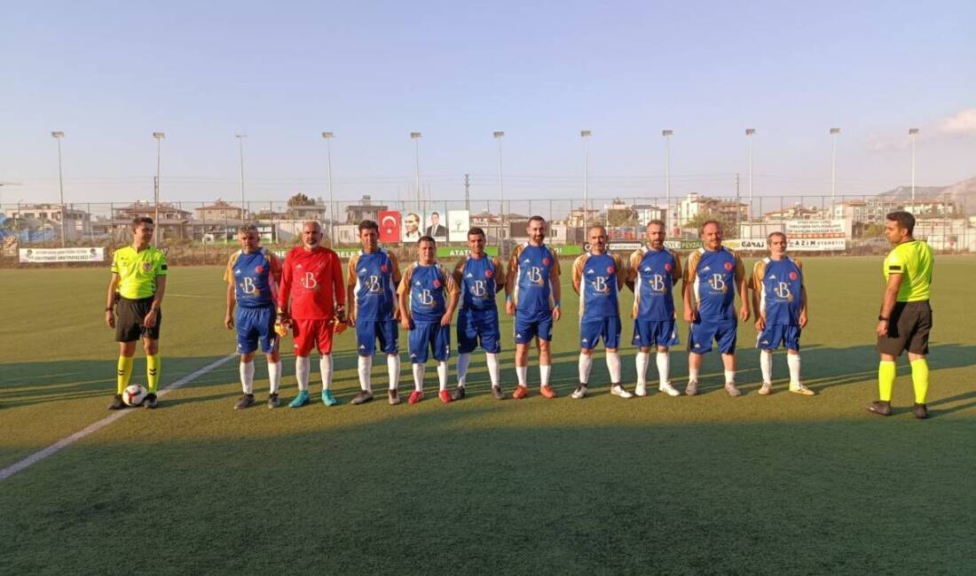 Erhan Aksay Kurumlar Arası Futbol Turnuvası’nda aşırı sıcaklar nedeniyle maç