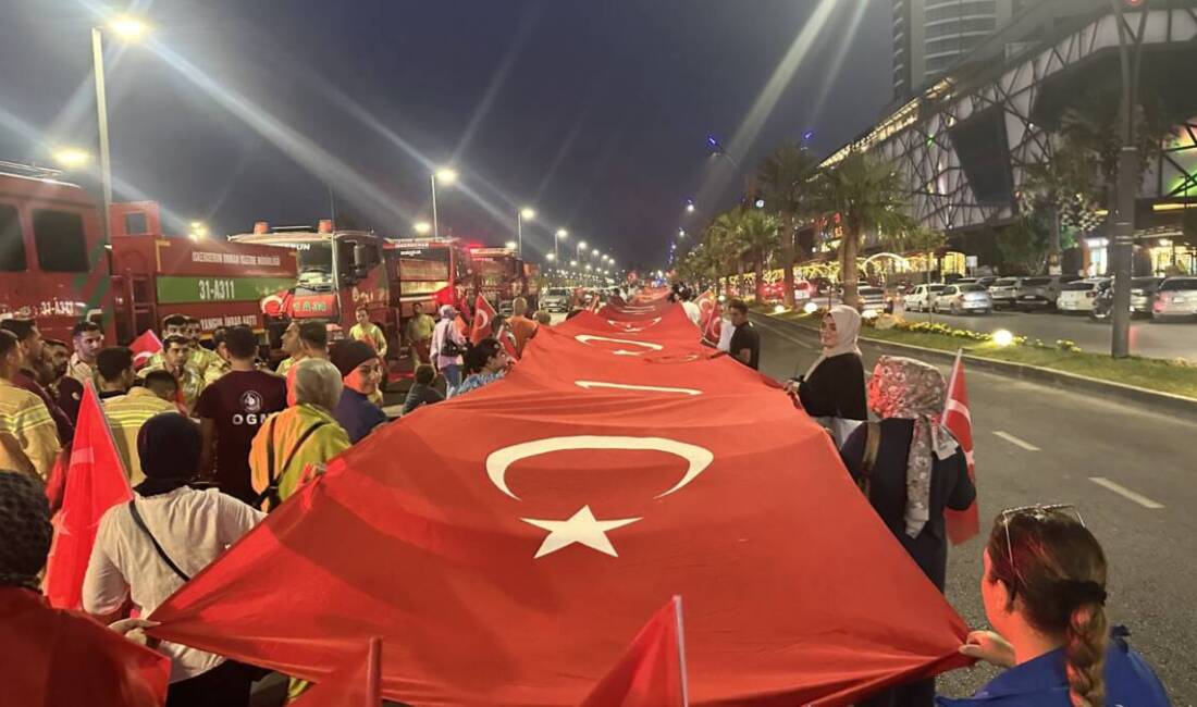 Hatay'ın İskenderun ve Samandağ ilçelerinde, 15 Temmuz Demokrasi ve Milli