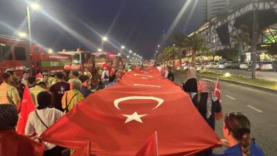Hatay'ın İskenderun ve Samandağ ilçelerinde, 15 Temmuz Demokrasi ve Milli