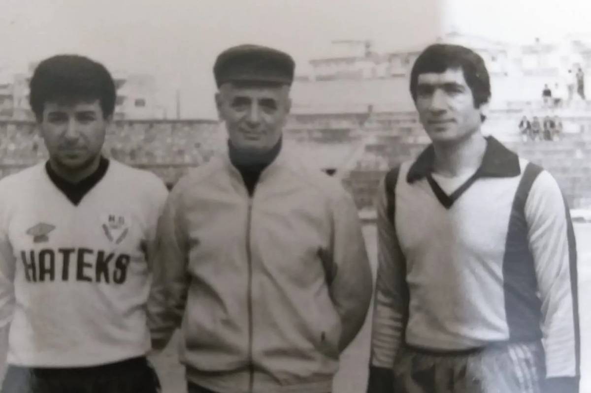 Hatayspor’un 1980’lerde kalesini koruyan ve taraftarlar arasında “Uçan kaleci” olarak