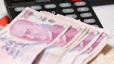 Çalışma ve Sosyal Güvenlik Bakanı Vedat Işıkhan, imalat sanayisinde üretimin