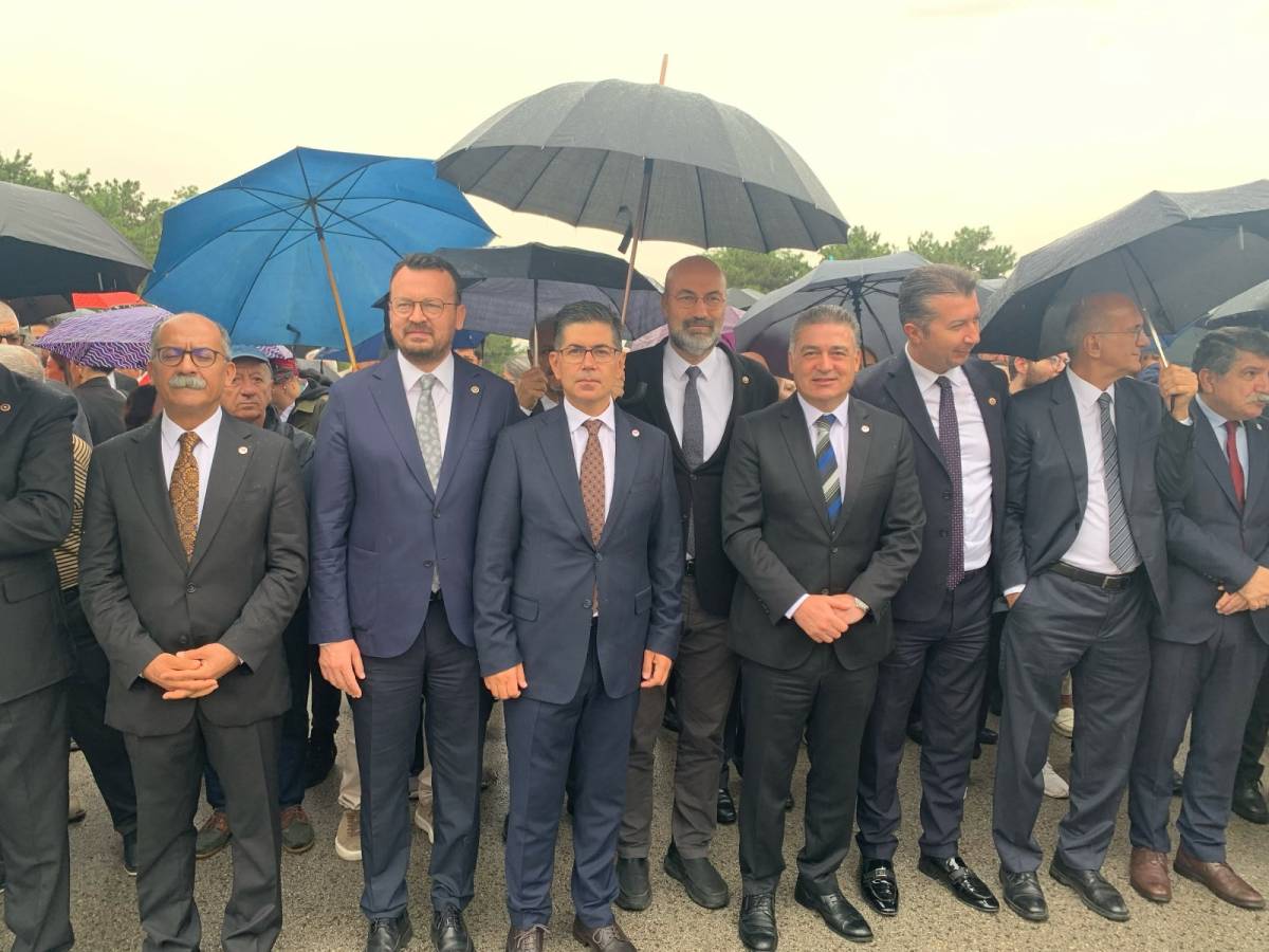 Yeni Parti Hatay Milletvekili Servet Mullaoğlu, “butlan” kararının yalnızca CHP’ye
