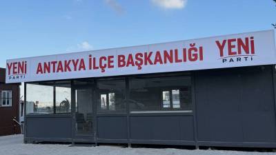 CHP Antakya İlçe Başkanı Ümit Kutlu’nun yanı sıra ilçe yönetimi,
