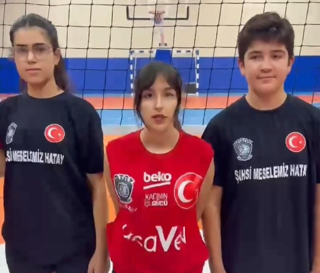 İlimizi Türkiye 2. liginde temsil eden  Hatay Kadın voleybol takımı 