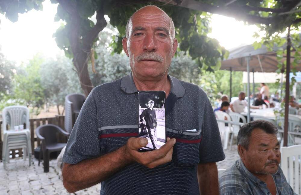 Hatay'da aralarında husumet bulunduğu öne sürülen iki genç arasında sokak