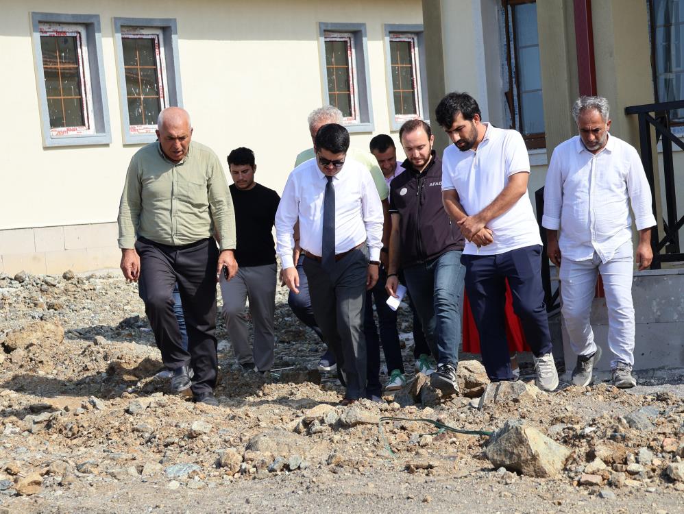 Hatay'ın Arsuz ilçesinde depremzedeler için inşa edilen kırsal afet konutlarında