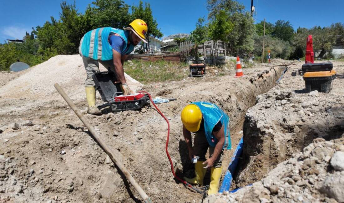 Hatay Büyükşehir Belediyesi tarafından Defne ilçesinde yürütülen Harbiye İçme Suyu