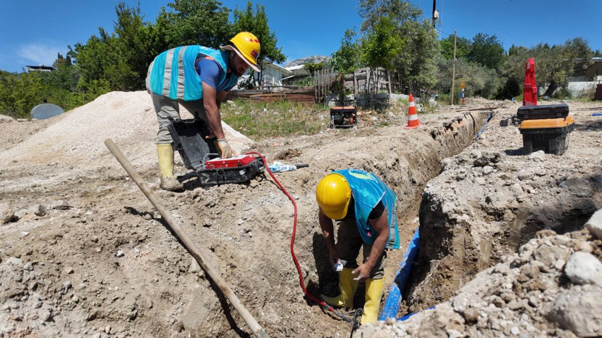 Hatay Büyükşehir Belediyesi tarafından Defne ilçesinde yürütülen Harbiye İçme Suyu