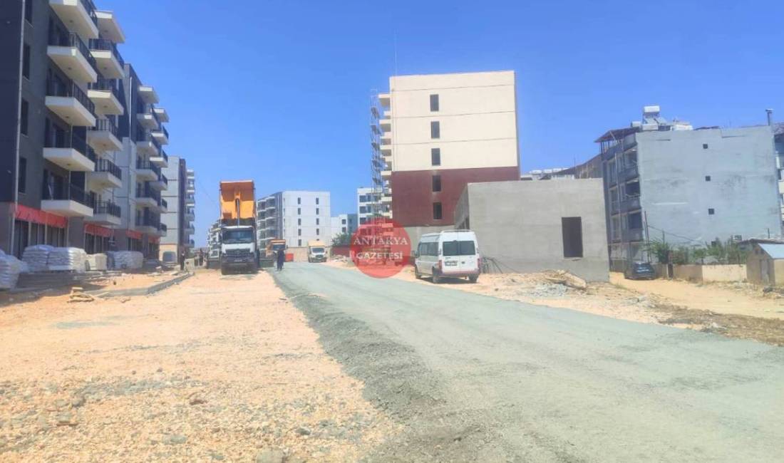 Defne’nin Armutlu Mahallesi’nde bulunan ve Akdeniz Mahallesi ile bağlantıyı sağlayan