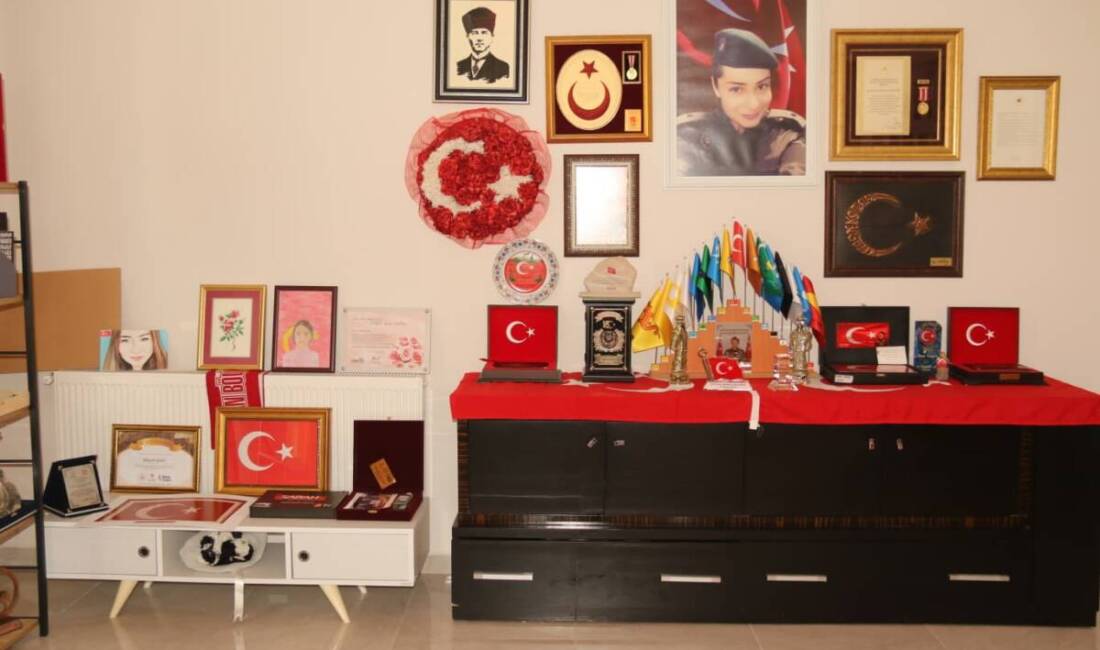 Depremde evleri yıkılan Güler ailesi, 15 Temmuz şehidi kızları Gülşah