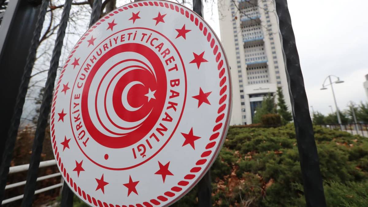 Ticaret Bakanlığı, engelli vatandaşların özel tertibatlı araç ithalatı için yaptığı