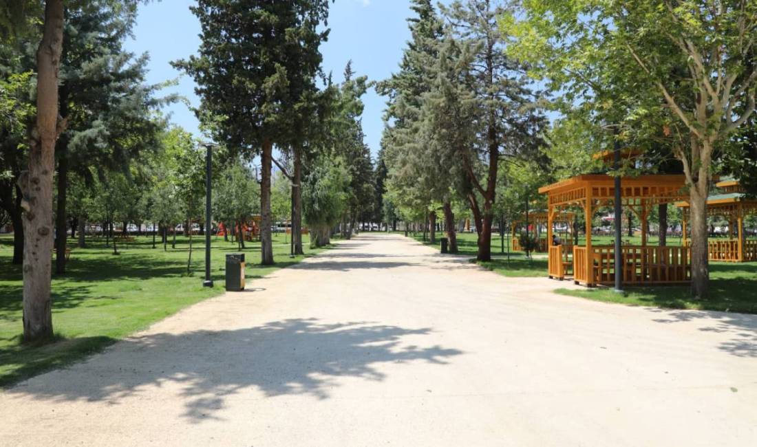 Hassa’daki 15 Kasım Gürhan Ergüneş Parkı, HBB’nin çalışmalarıyla modern ve