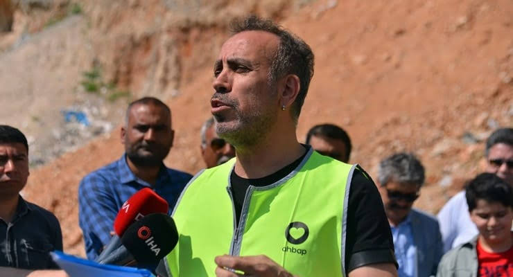 Ahbap Derneği’ne yönelik yürütülen soruşturmada şüphelilerin banka hesaplarına ilişkin MASAK