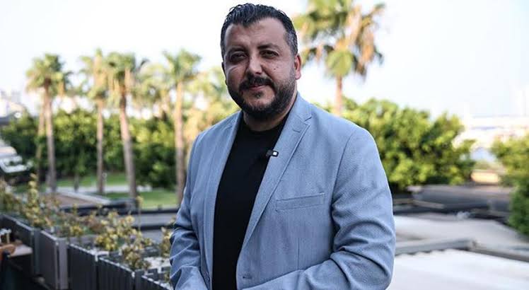 Hatayspor kulübü başkanı Ethem Çakır ile 2. Başkan Abdulhay Denizli’nin
