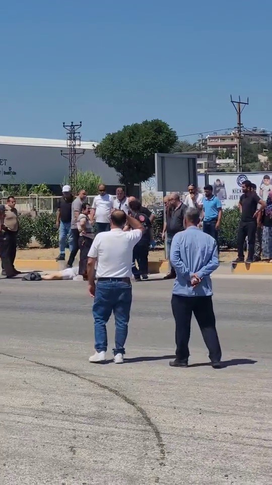 Antakya’da yolun karşısına geçerken otomobilin çarptığı 72 yaşındaki Havran Ataşer,