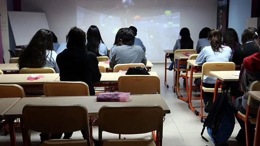 MEB’in yeni yönetmeliğiyle okullarda güvenlik araması, randevulu veli görüşmesi, kayıt-nakil,