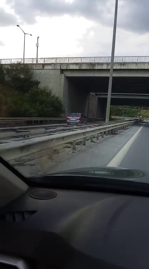 Dörtyol’da TEM Otoyolu’nda ters yönde kilometrelerce ilerleyen sürücü, trafik güvenliğini