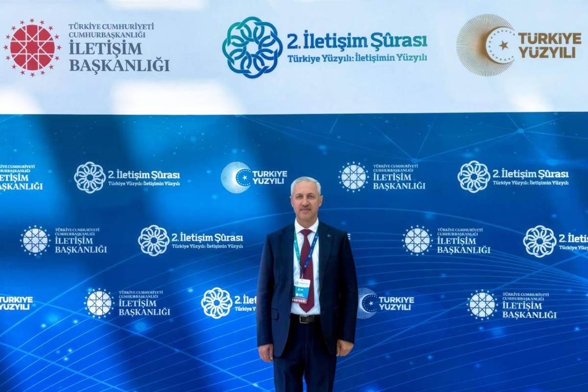 HMKÜ Rektörü Prof. Dr. Veysel Eren, Ankara’da düzenlenen 2. İletişim