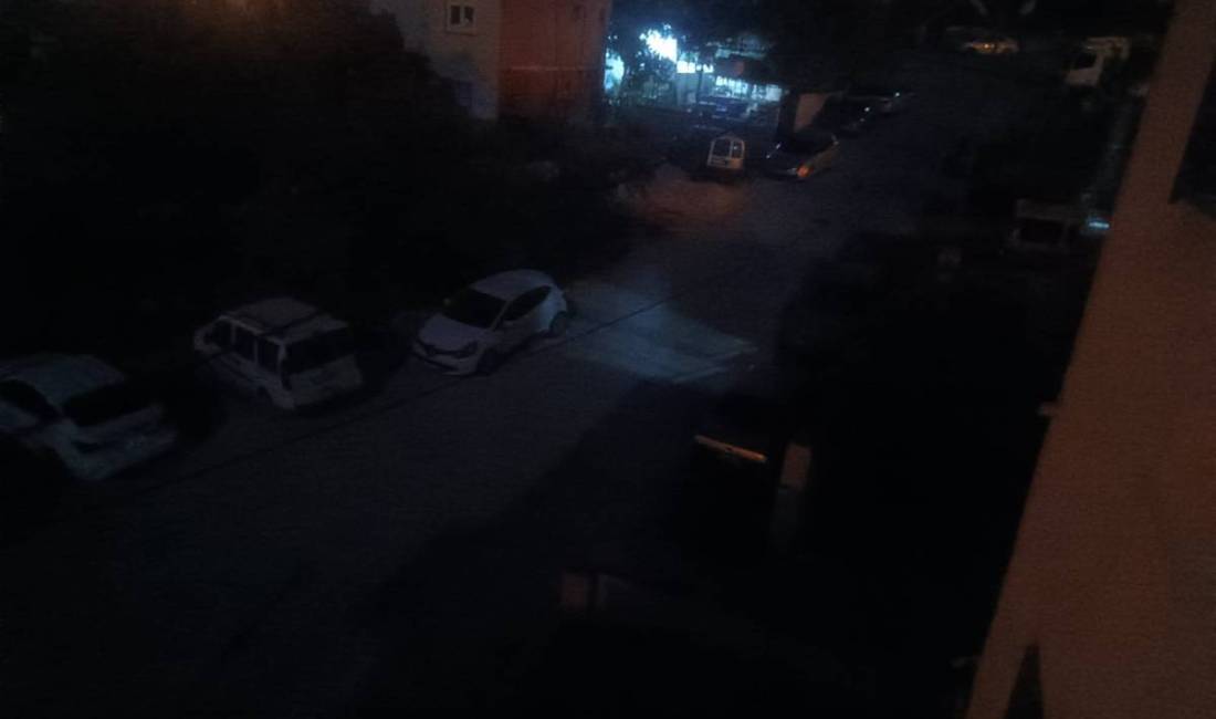 Antakya’nın Saraykent Mahallesi’nde üç gündür süren ve verilen saatlere rağmen