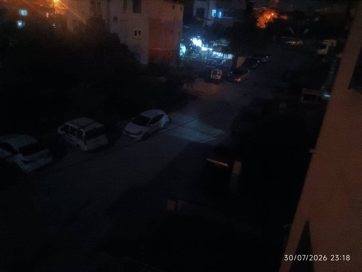 Antakya’nın Saraykent Mahallesi’nde üç gündür süren ve verilen saatlere rağmen