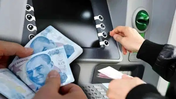 Temmuz ayı enflasyon verilerinin açıklanmasının ardından emekli maaşlarına yapılan yüzde