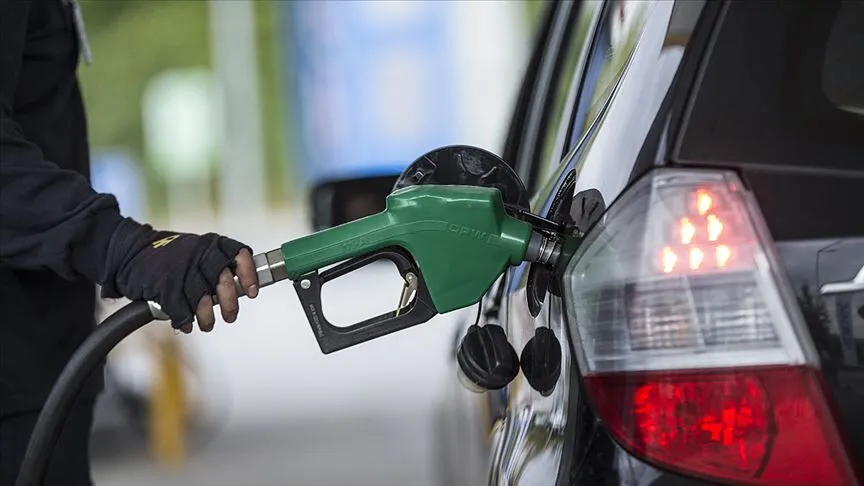 Motorinin litre fiyatına bu gece yarısından itibaren 2,66 TL zam