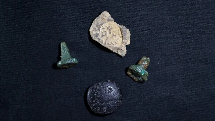 Konya’daki Türkmen Karahöyük kazılarında, 3 bin 500 yıllık Luvice yazılı