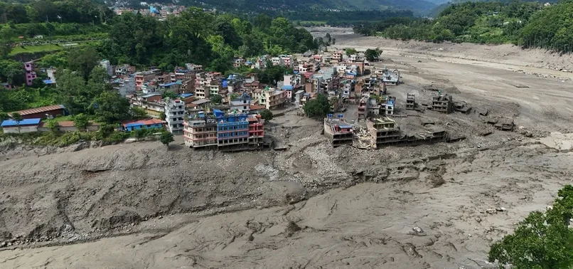 Nepal-Tibet sınırında şiddetli yağışların yol açtığı sel felaketinde en az