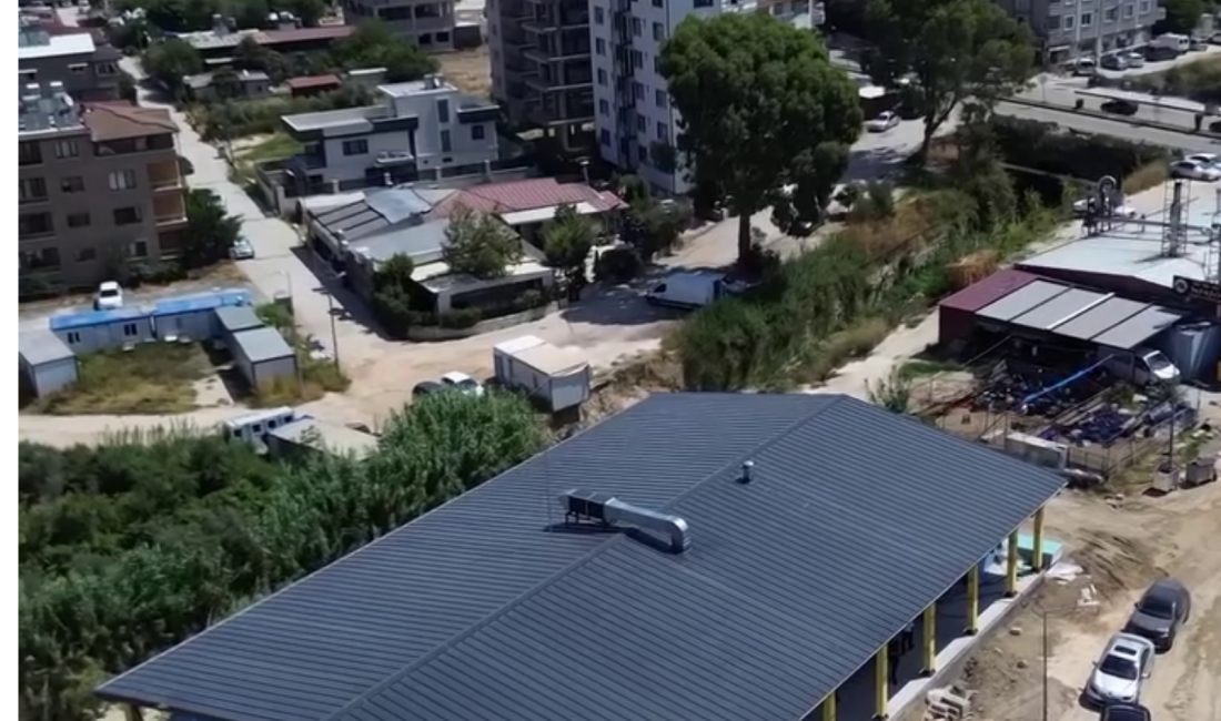 Defne Belediyesi tarafından Aşağıokçular Mahallesi’nde yapımı sürdürülen sosyal tesis projesinde