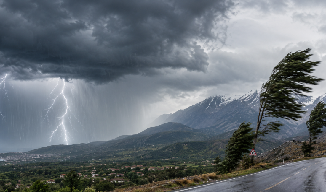 Meteoroloji Genel Müdürlüğü, 17 Ağustos Pazartesi için birçok bölgeye sağanak