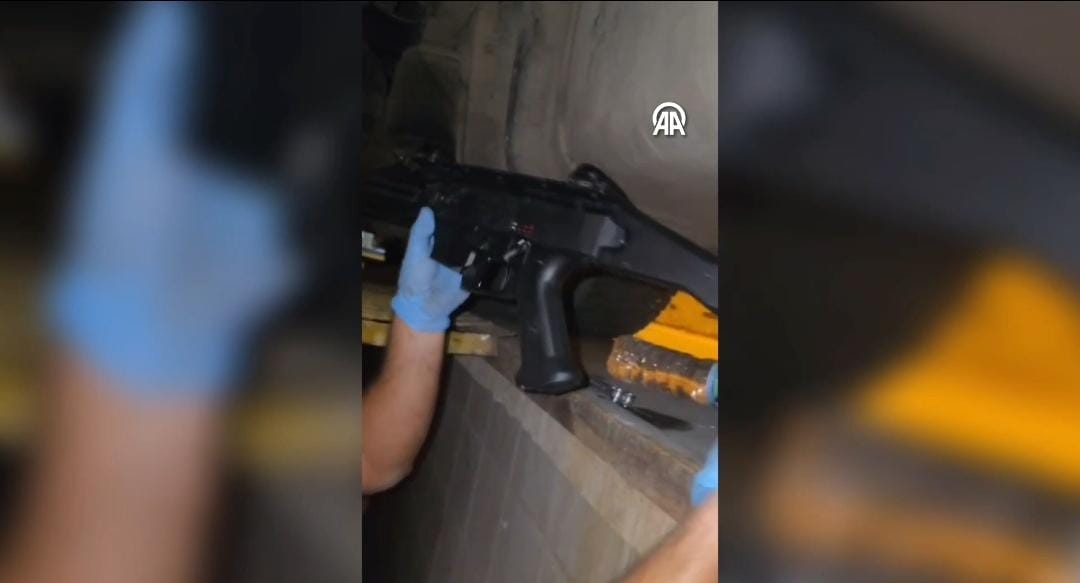 Hatay’ın Reyhanlı ilçesinde Suriye’den Türkiye’ye giriş yapan bir tırda gerçekleştirilen