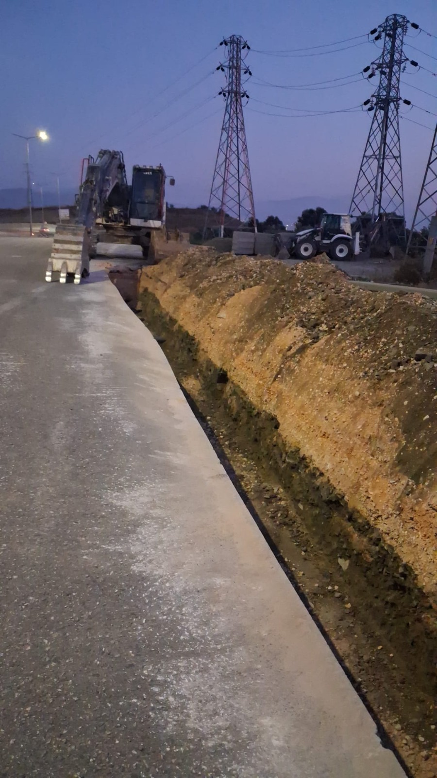 Antakya Gülderen Hastanesi yolu üzerinde, yeni yapılan TOKİ konutlarına ulaşımı