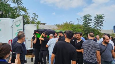 Hatay’ın Dörtyol ilçesinde tır, yolcu otobüsü ve otomobilin karıştığı trafik