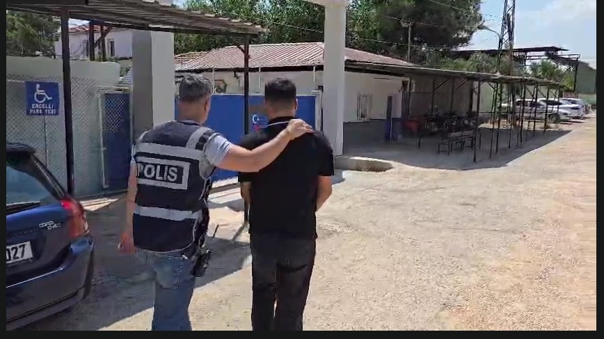 Hatay Emniyet Müdürlüğü ekiplerince aranan şahısların yakalanmasına yönelik gerçekleştirilen çalışmalar