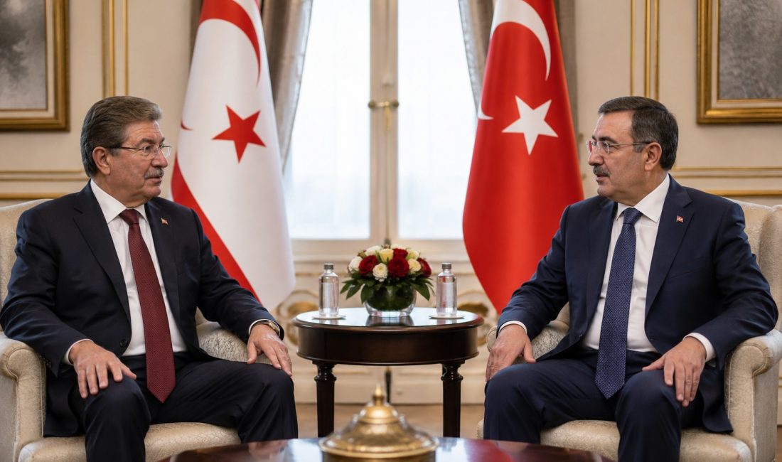 Cumhurbaşkanı Yardımcısı Cevdet Yılmaz, KKTC Başbakanı Ünal Üstel ve hükümet