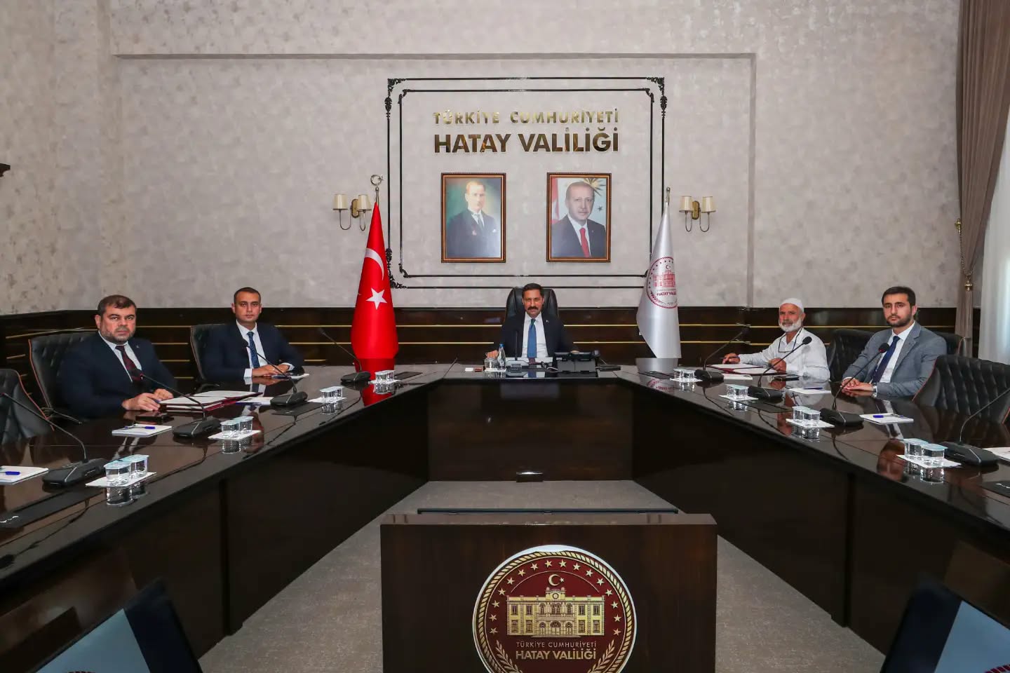 6 Şubat depremlerinin ardından Hatay’da yapımı tamamlanarak ibadete açılan cami