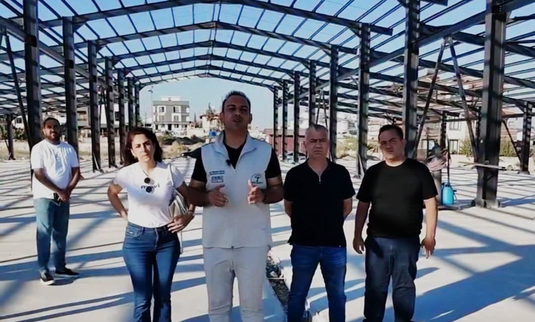 Defne Belediyesi, deprem sonrası ilçede yaşanan pazar yeri sorununu kalıcı