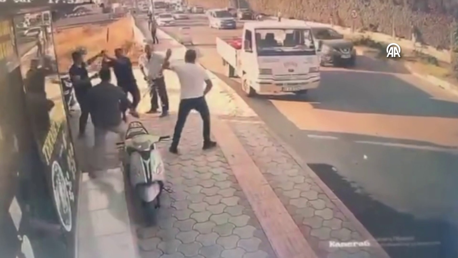 Hatay’ın merkez Antakya ilçesinde, iş yeri kirası nedeniyle aralarında anlaşmazlık
