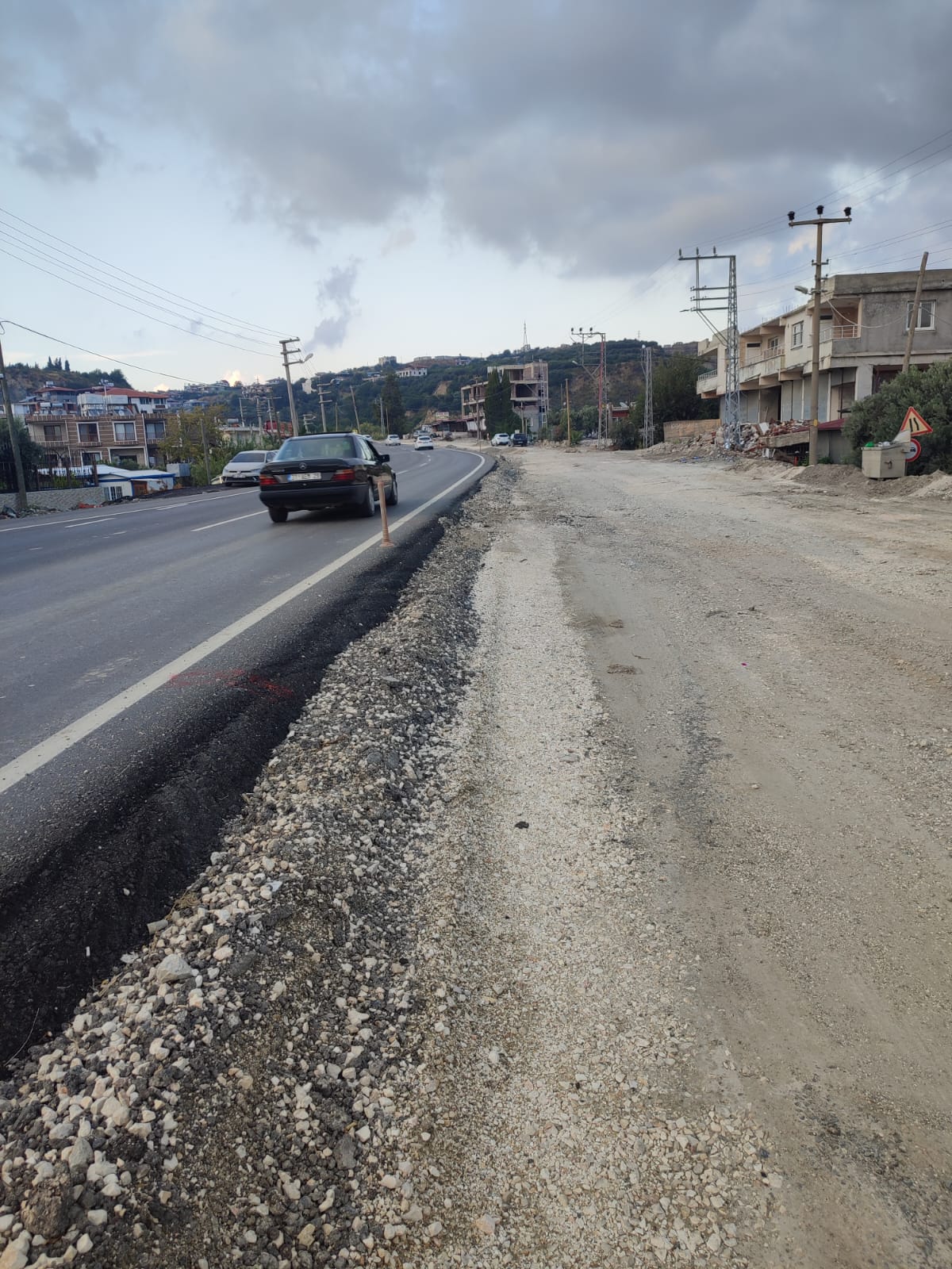 Antakya-Samandağ yolunda uzun süredir devam eden çalışmalar artık son aşamaya