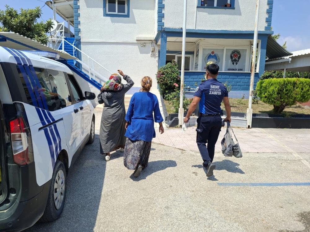 Hatay Büyükşehir Belediyesi (HBB) Zabıta ekiplerinin kent genelinde gerçekleştirdiği dilenci