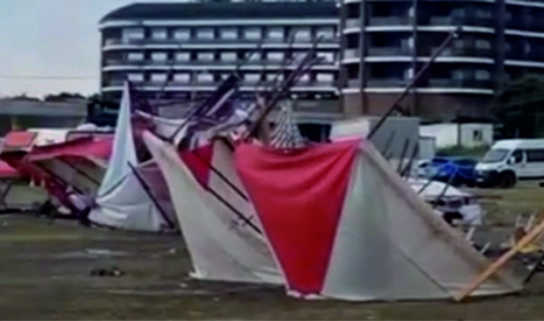 Arsuz’da gece etkili olan şiddetli fırtına ve sağanak, Gastro Fest