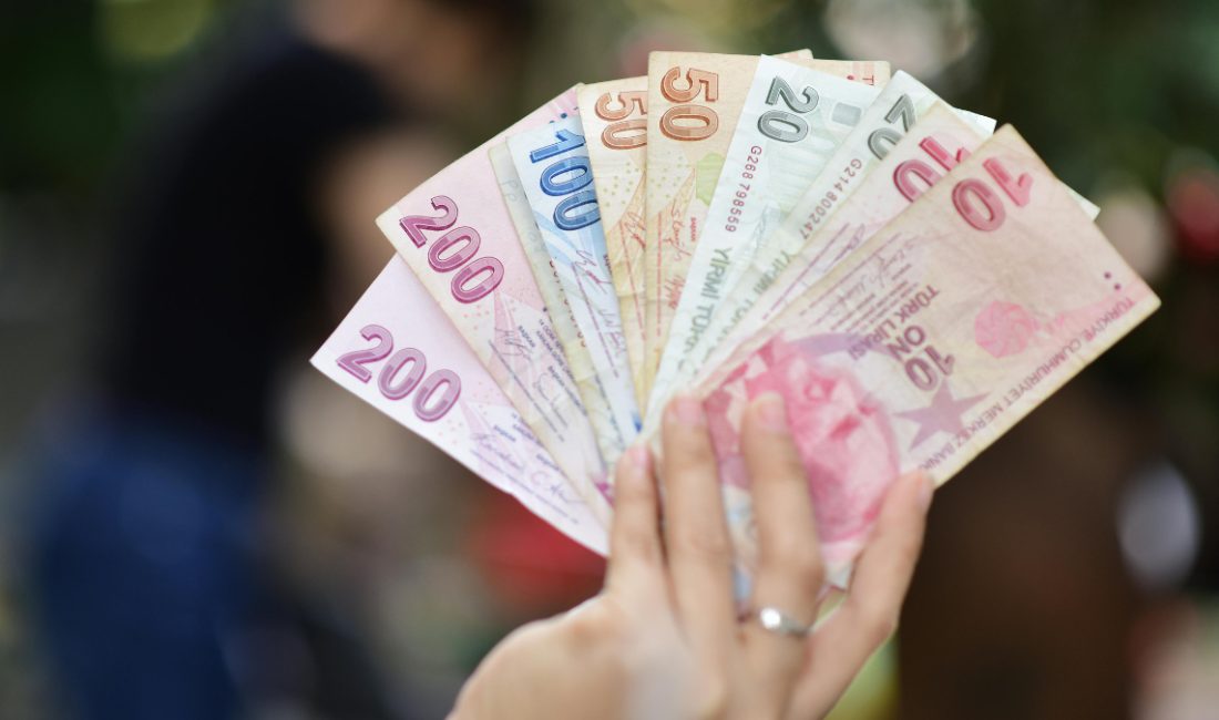Bankaların maaş ödemeleri üzerinden elde ettiği yüksek nakit akışı, çalışanlara