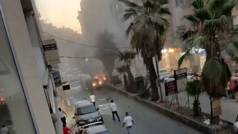 Şam’ın Ceramana Mahallesi’nde bir minibüste meydana gelen patlamada 2 kişi